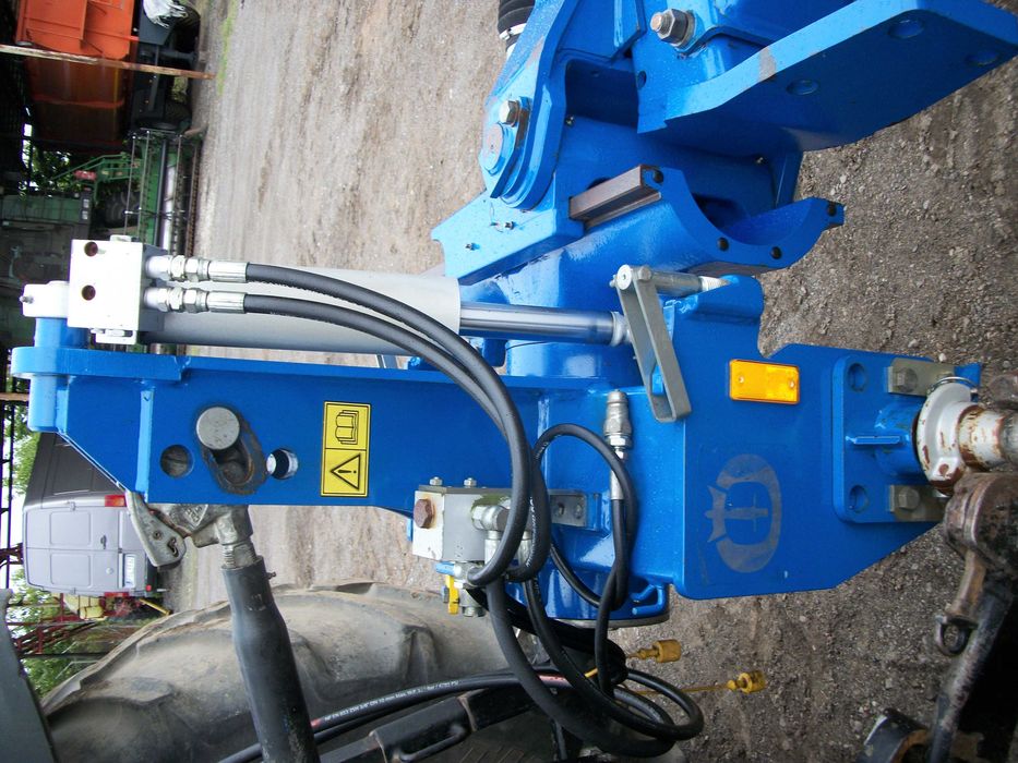 Pług obrotowy 5-skibowy OVERUM 5975H