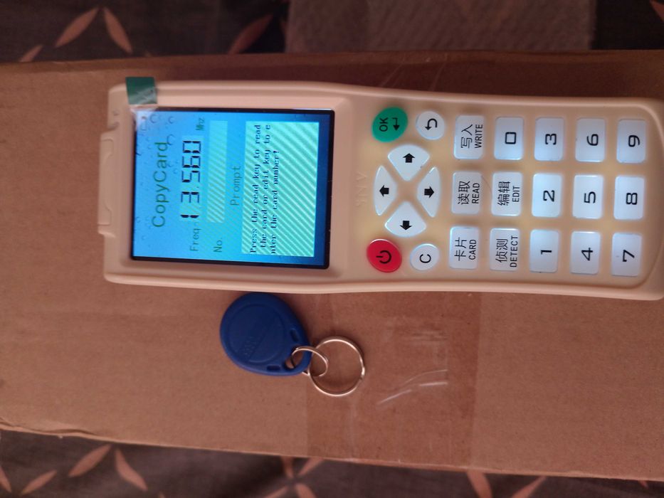 Считыватель дубликатор домофонных ключей 125