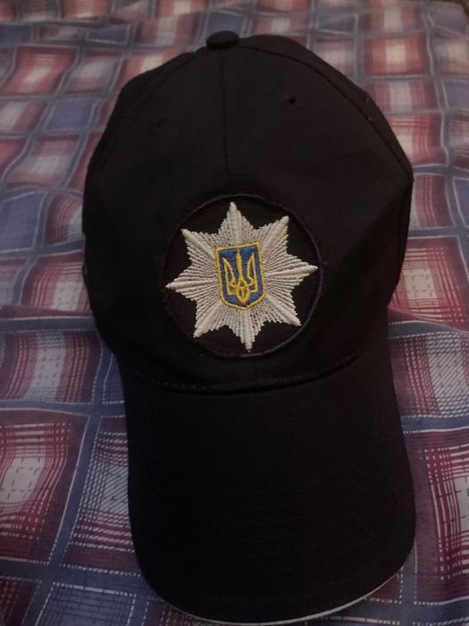 Кеппі поліція з кокардою