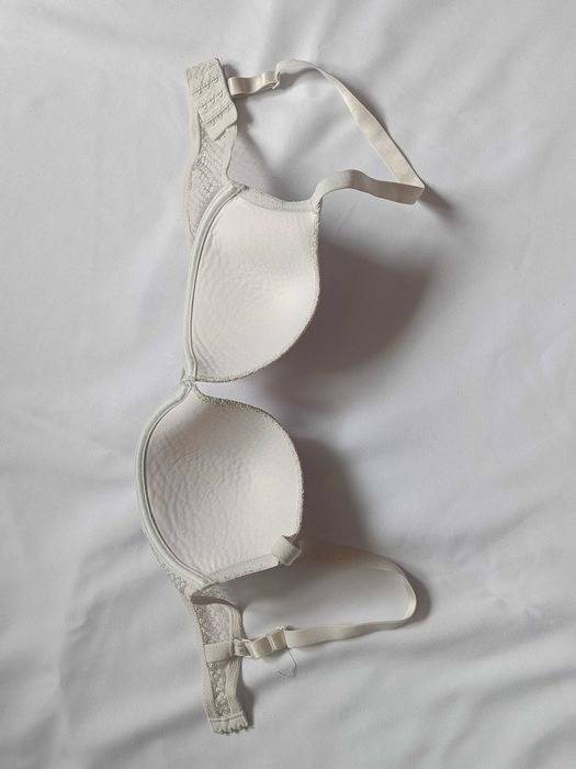 Biustonosz beżowy Reserved 80D / 36D, push-up, stan bardzo dobry