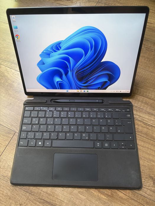 Планшет Surface Pro 8 i5 8GB 256GB