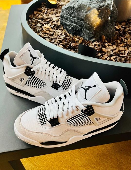 Sneakersy Męskie Jordan 4 Retro Military Black