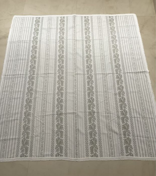 Colcha antiga 182,5 cm x 205 cm