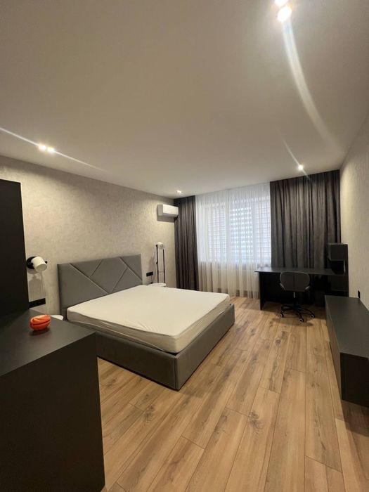 Здам в оренду мас. Академічний