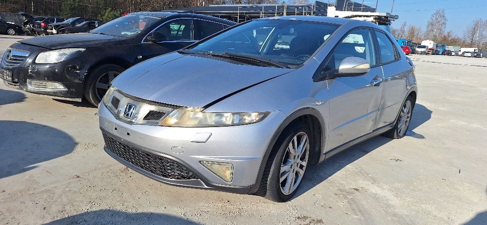 Cała Honda Civic VIII UFO na części