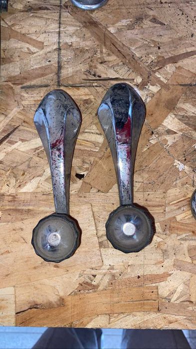 peças e acessórios carros antigos