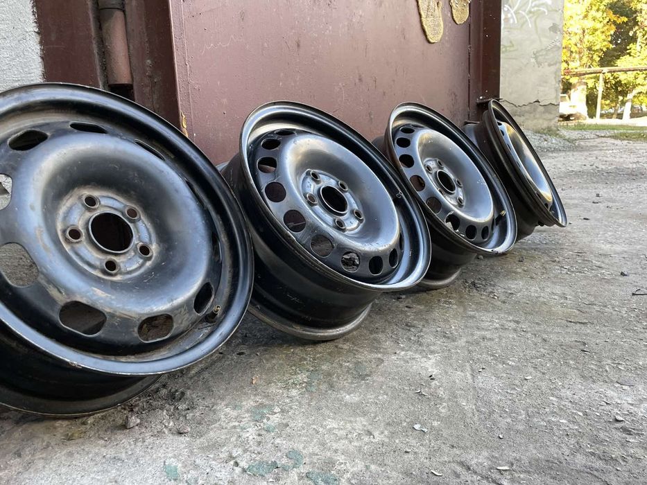 Продам железные диски р 15 /