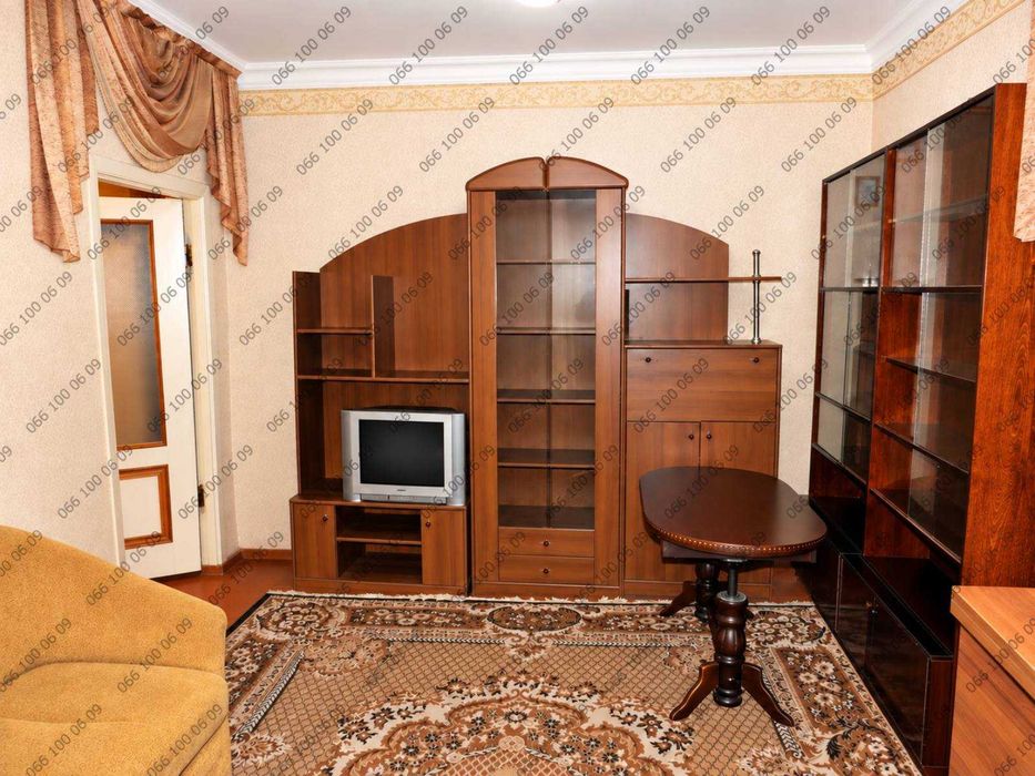 Продам гарну 3-кім квартиру у місті Вишневе, З ДІЛЯНКОЮ та ГАРАЖЕМ