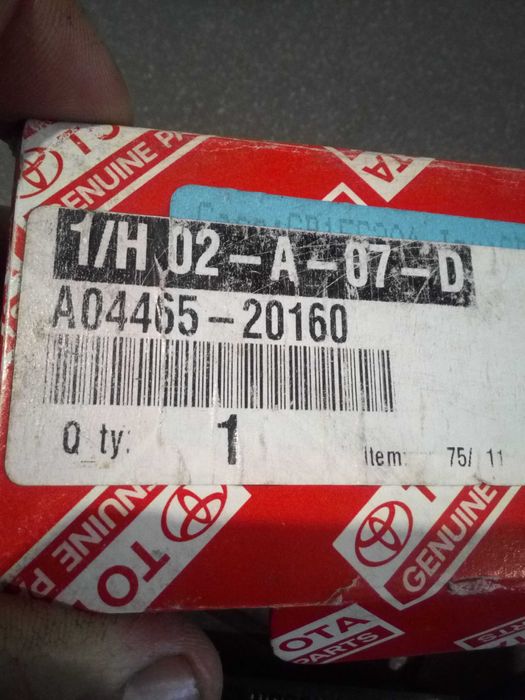 TOYOTA CAMRY klocki hamulcowe PRZÓD oryginał OE