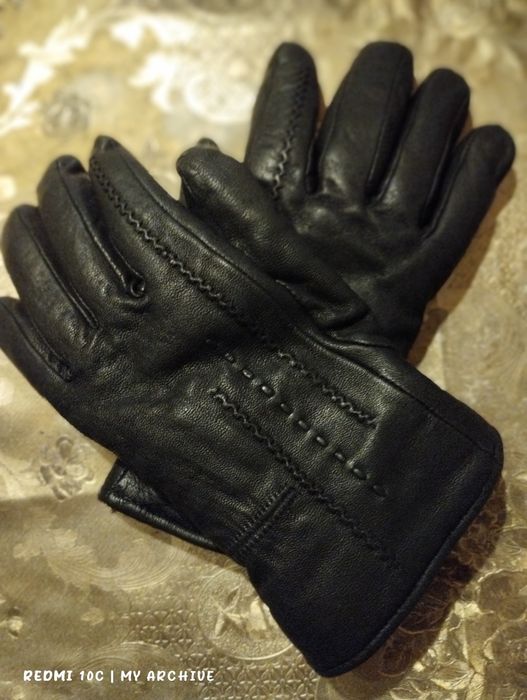 Женские кожаные перчатки на меху, Румыния.