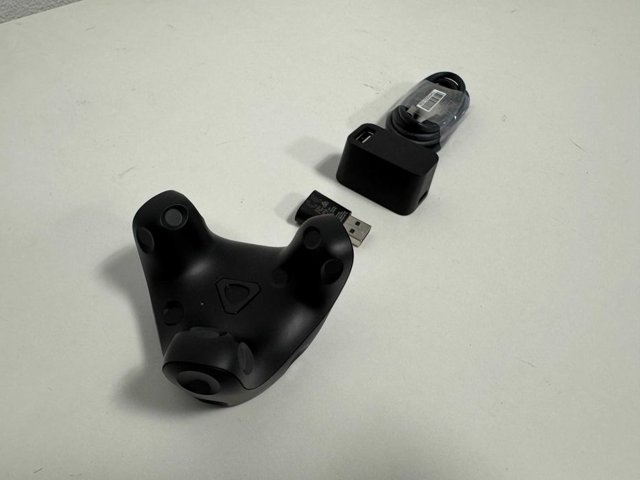 HTC Vive Tracker 3.0471929838529433601
