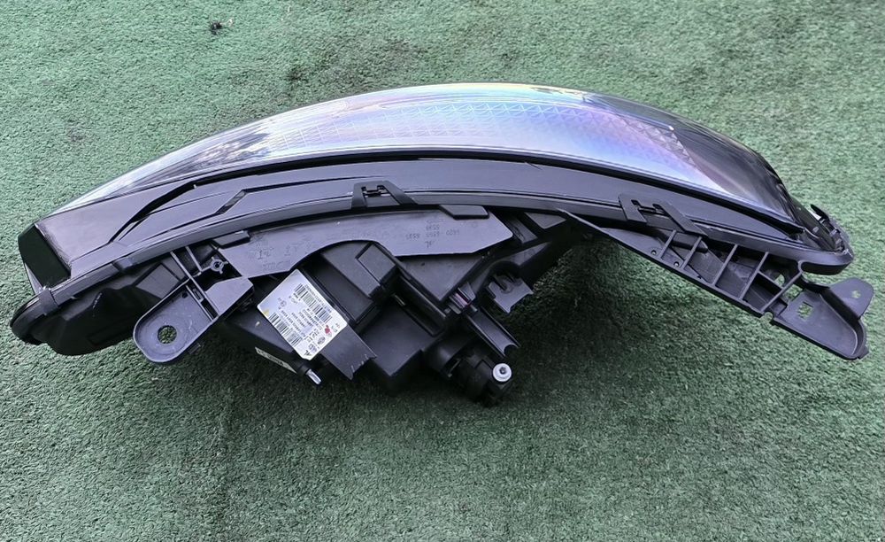 Farol/Ótica direita LED Renault Clio V Hatchback