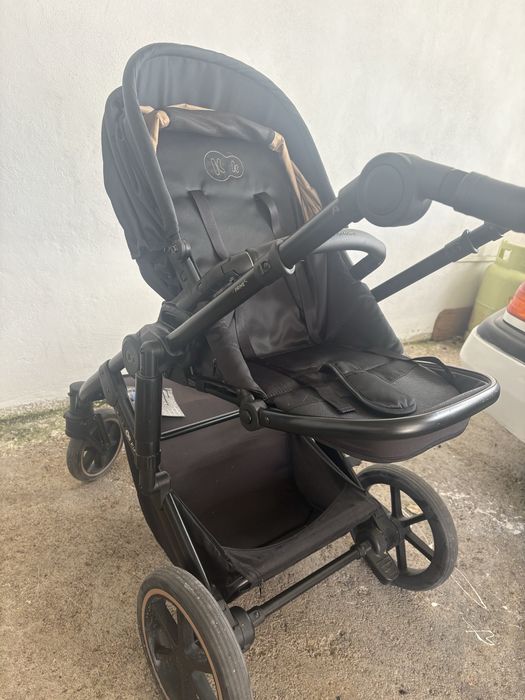 Carrinho de Bebe trio