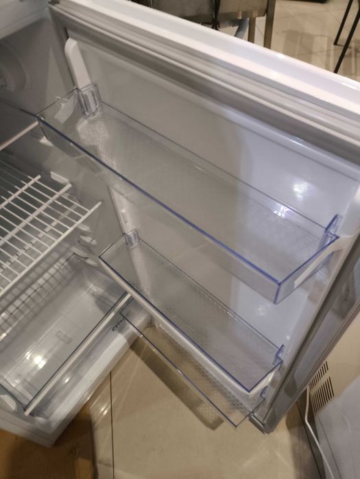 Двокамерний холодильник Beko RDSA240K20W