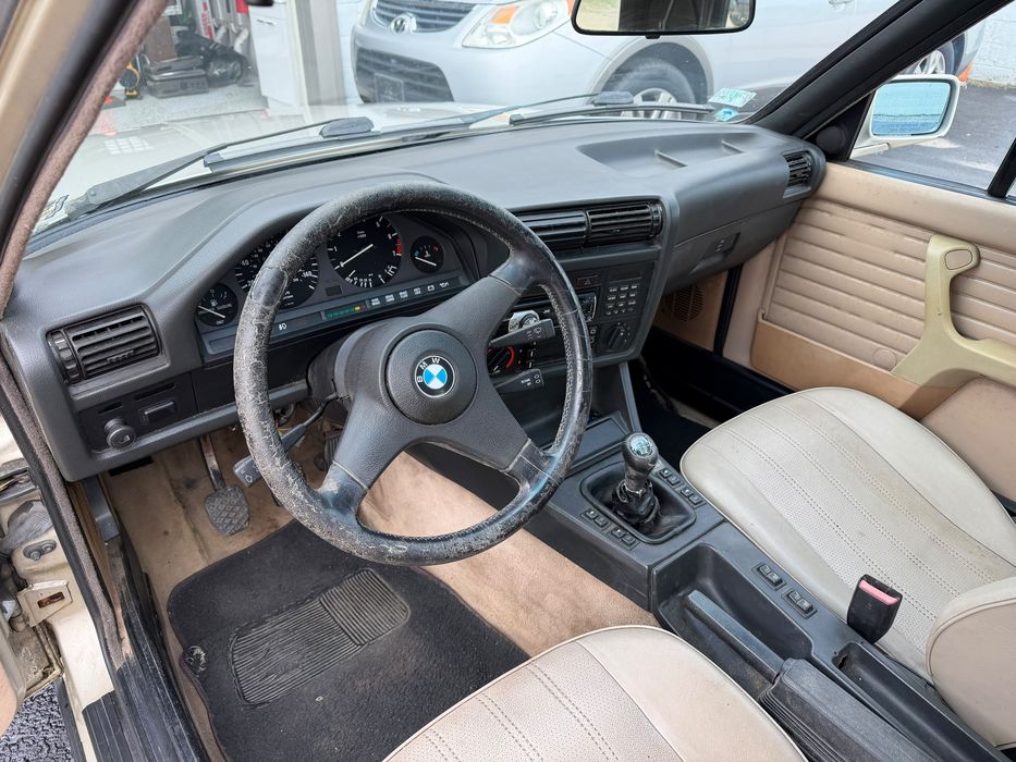 Kultowe Bmw 325i manual !