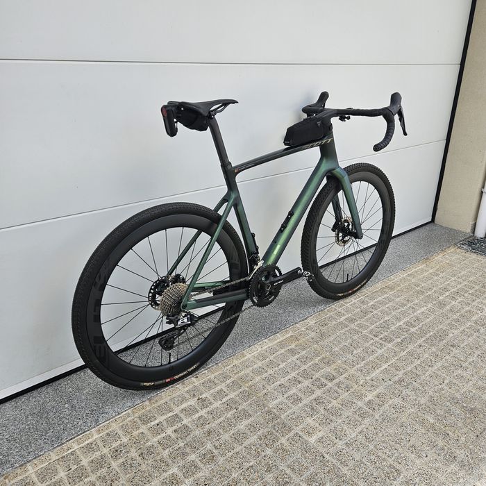 Scott Addict Gravel Carbon "tuned" Tamanho L