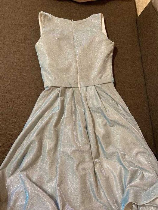 Жіноча святкова сукня міді