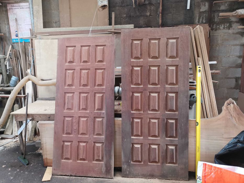 Portas exteriores e Interiores