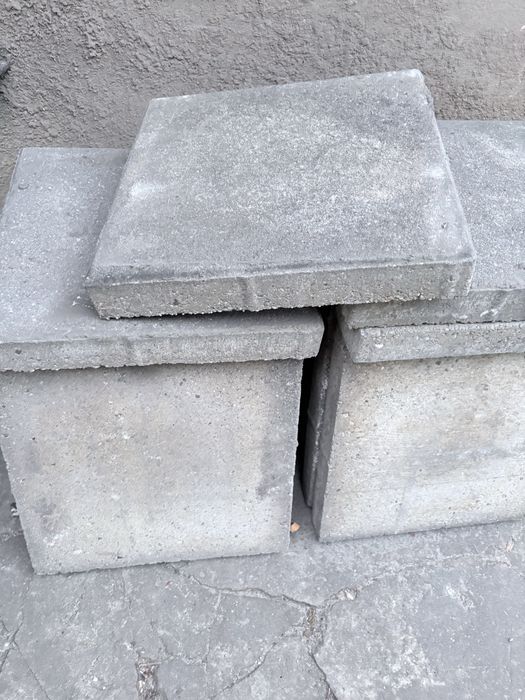 Plyty chodnikowe 35x35