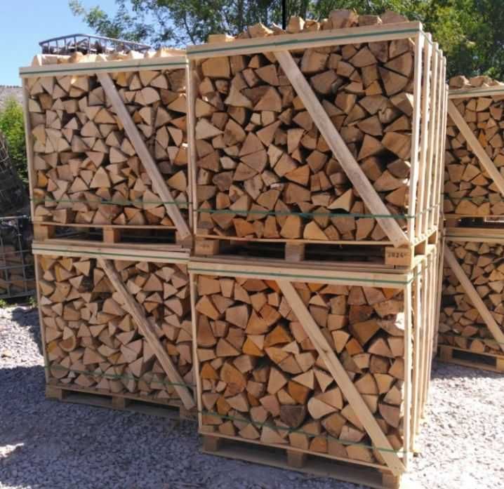 Lenha de pinho seca 35€ o metro cúbico