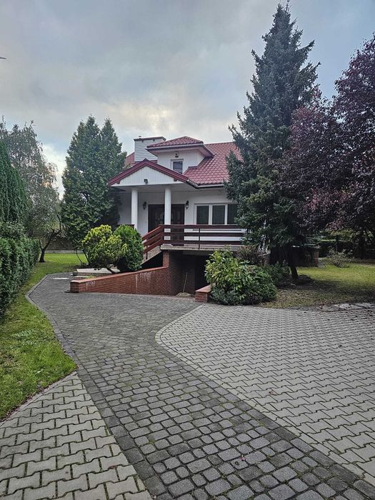 Miejsca w pokojach współdzielonych w willi – Warszawa, Ochota Południe