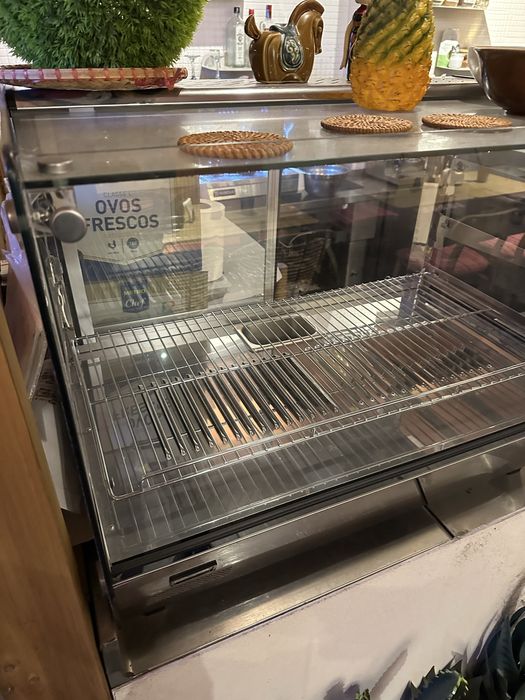 Vitrine Aquecida  GGM gastro - fatura e garantia