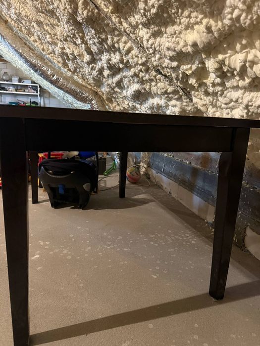 Stół na sprzedaż bardzo ciemny dąb z dostawką duży