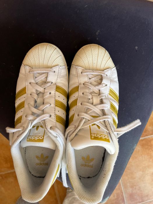 Ténis adidas super star