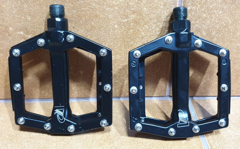 PEDAŁY ROWEROWE Platformowe VP COMPONENTS VP-531 Czarne z Pinami