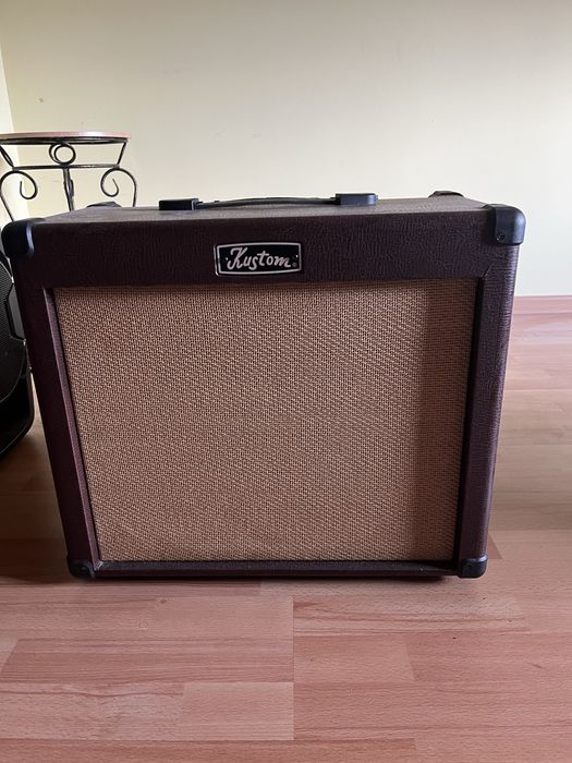Piecyk gitarowy , wzmacniacz Kustom 65 pro