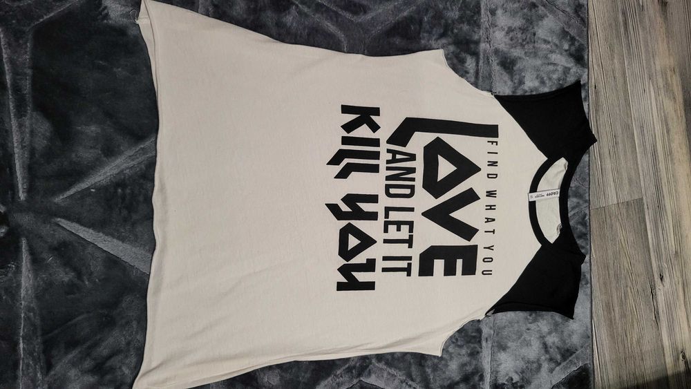 T-shirt bluzka biało czarna cropp XS