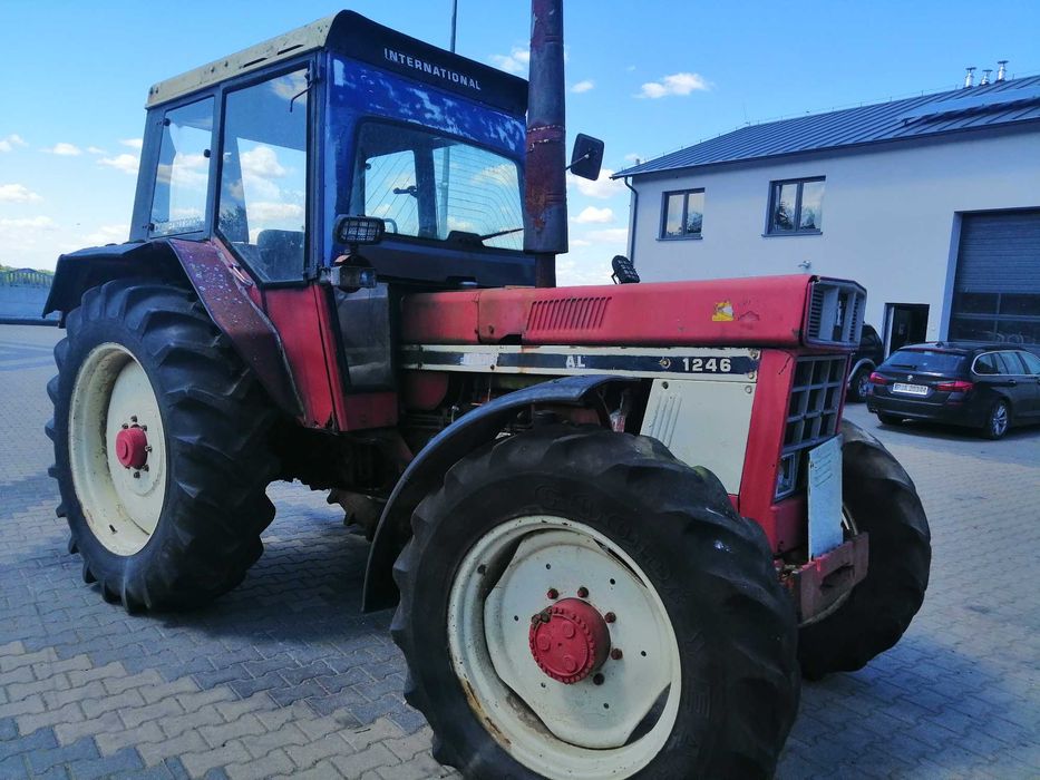 Przedni most napęd przedni ciągnika Case 1246