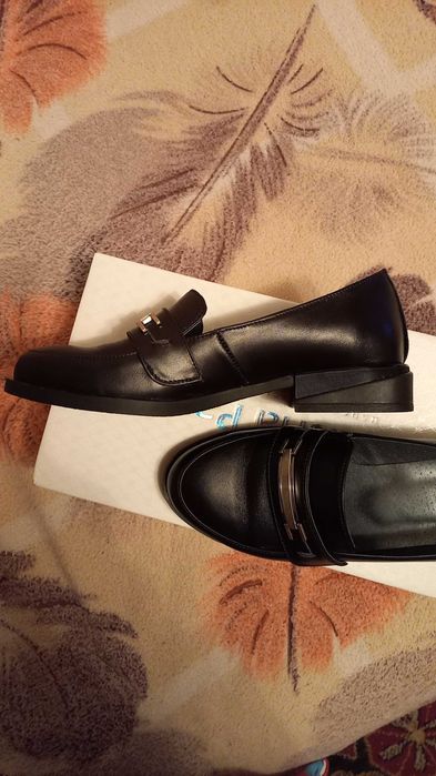 Кожаные туфли 38 размер