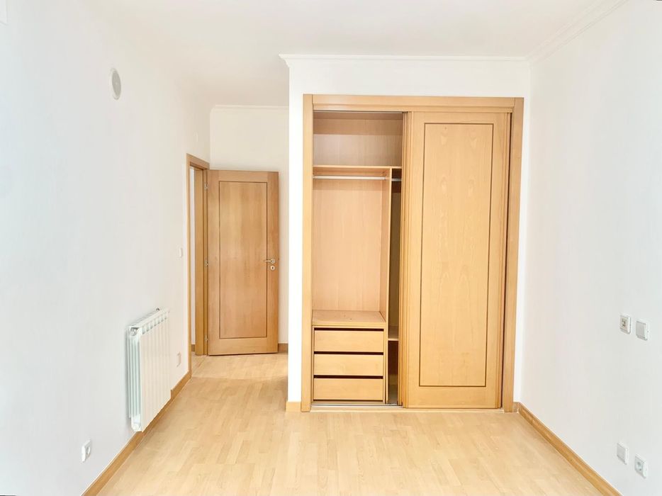 Magnífico Apartamento T3 renovado em Colinas do Cruzeiro, Odivelas.