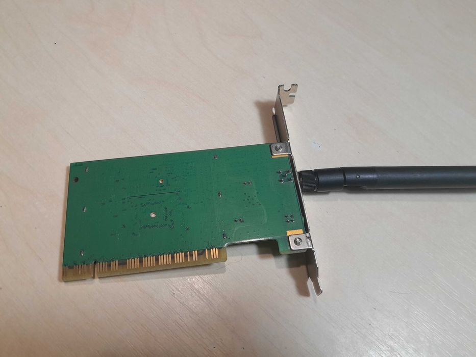 Бездротовий мережевий адаптер PCI для ПК. D-Link AirPlus G DWL-G510.
