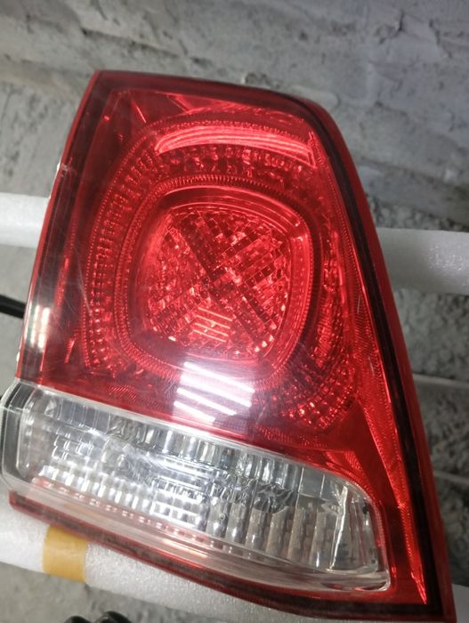 Задний стоп Тойота 200 Toyota Land Cruiser 200
