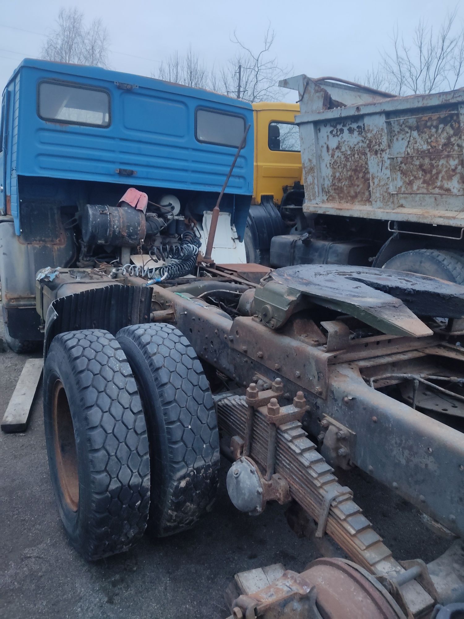 Резина Камаз. Резина 7,5 r20 камаз . Колеса ЗІЛ 130. Резина ЗІЛ: 1 200 ...