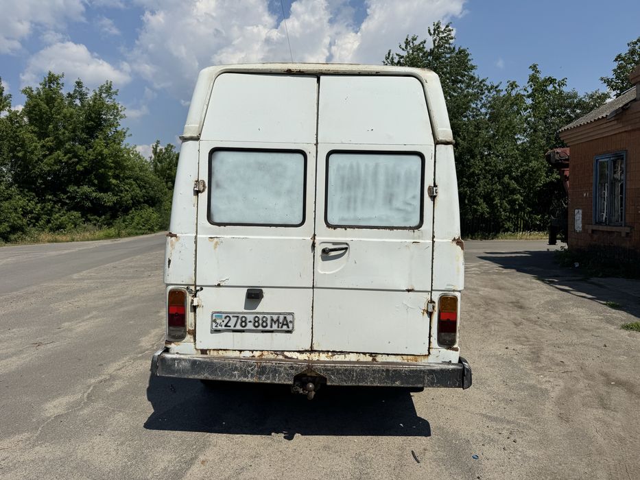 Volkswagen  Lt  2.4