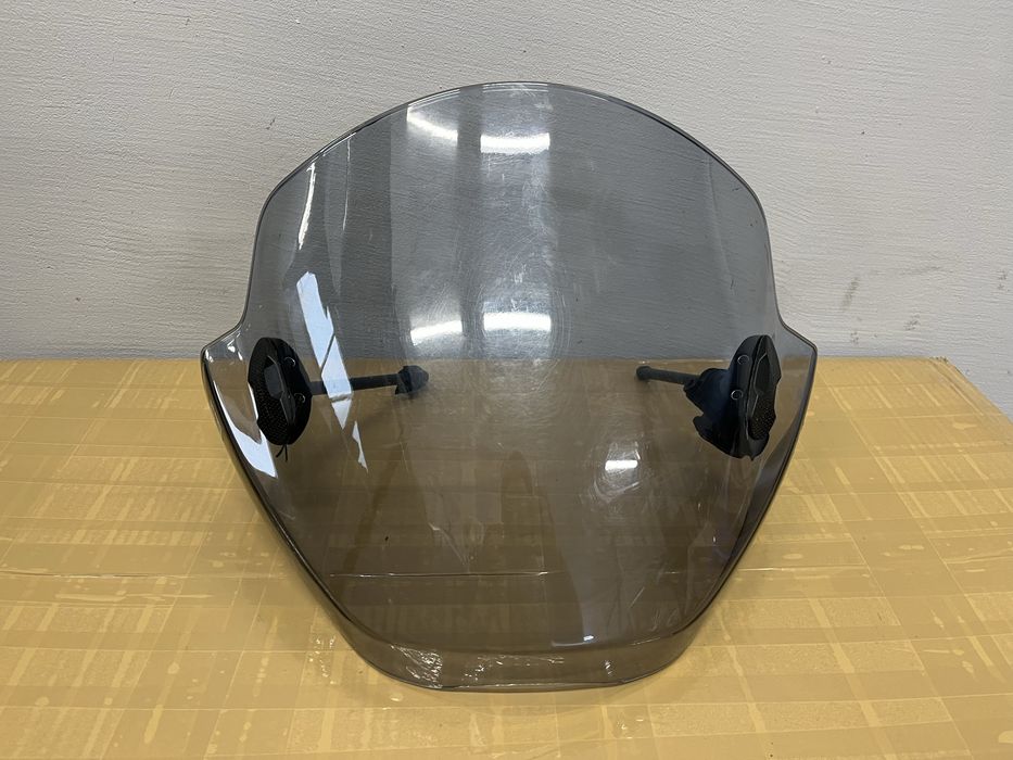 Szyba owiewka Pugi kba 38007