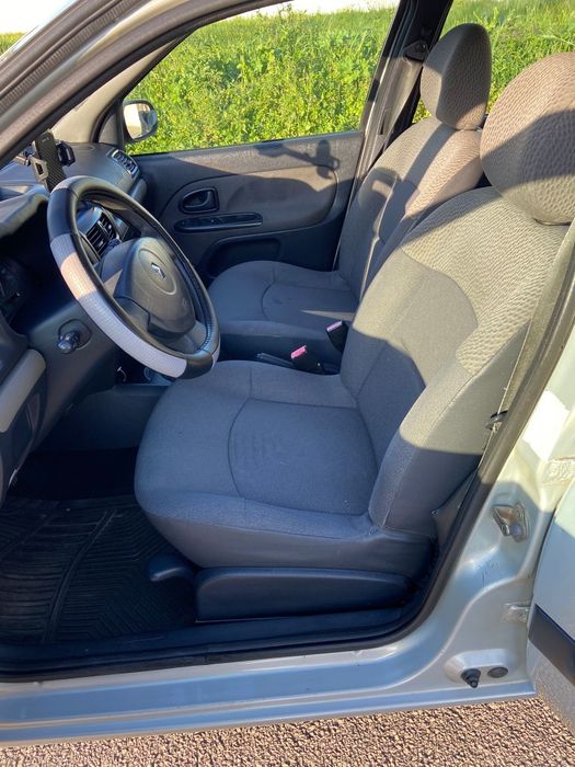 Renault clio 1.2 16v
