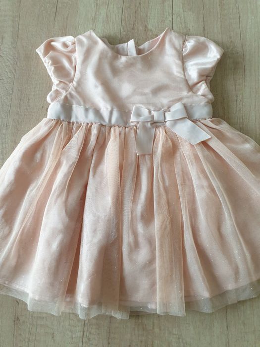 Sukienka niemowlęca, dziewczęca brzoskwiniowa wesele, komunia r.74