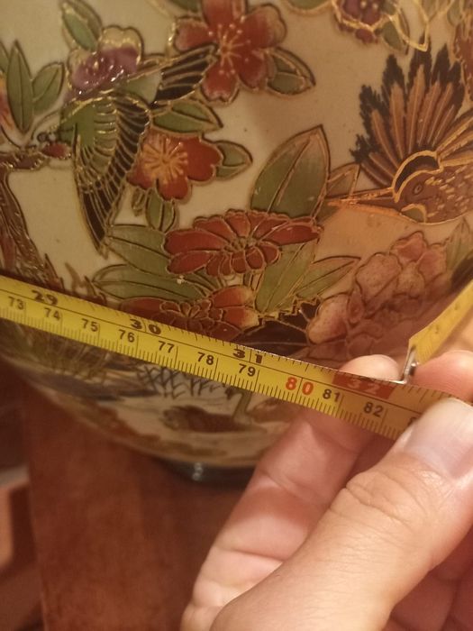Grande e imponente ovo oriental Satsuma