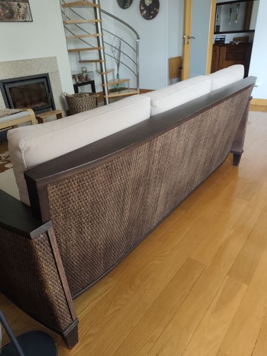 Sofá de designer em muito bom estado.