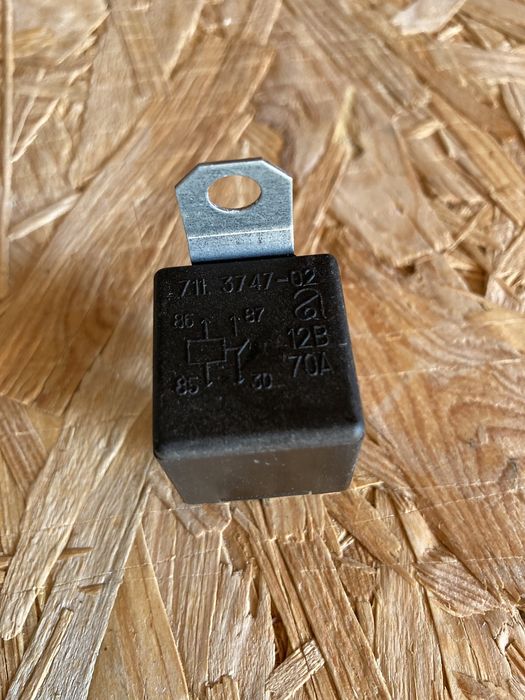 Реле стартера ГАЗель 3302, Волга 711.3747-03/02 12В 70А (пр-во Авар)