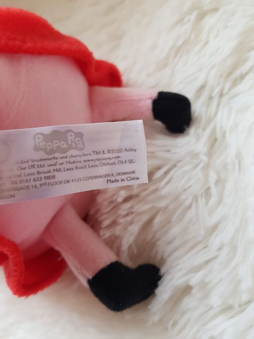 Interaktywna maskotka Świnka Peppa mówi, smieje sie, rusza nosem!