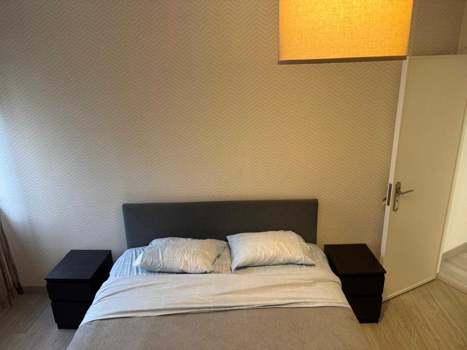 Cama usada em bom estado — 220 €