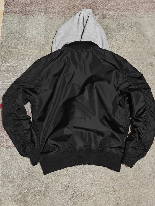 Kurtka Alpha Industries Ma-1 TT Hood 196108/03 Black rozmiar L