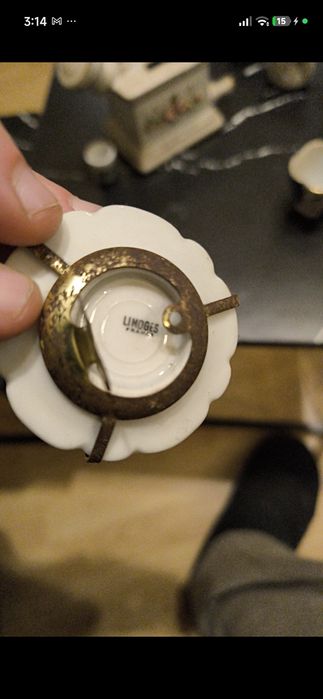 Miniatura em Porcelana de Limoges France - Cena Galante