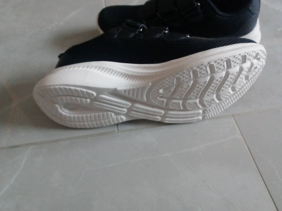 Nowe Adidasy damskie 37