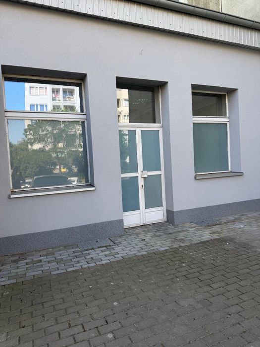Oferuję lokal usługowy na wynajem